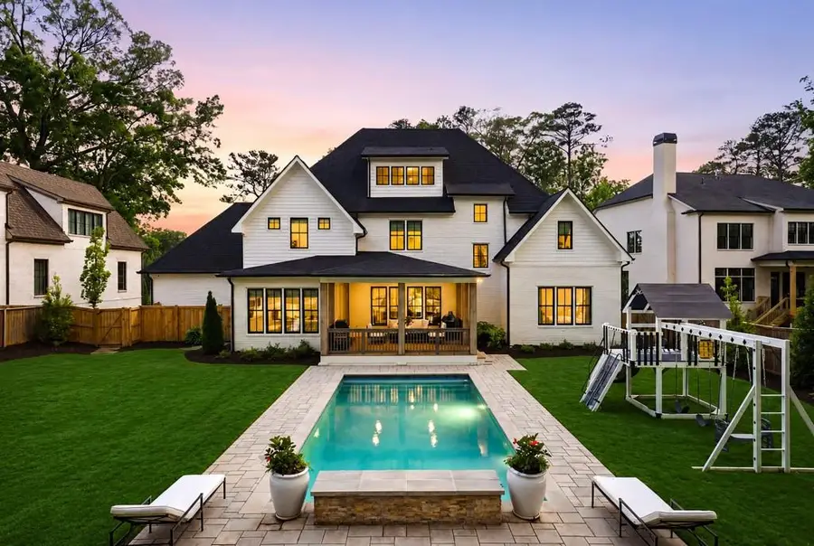 1441 W Wesley Road Nw, Atlanta, GA 30327 - #2