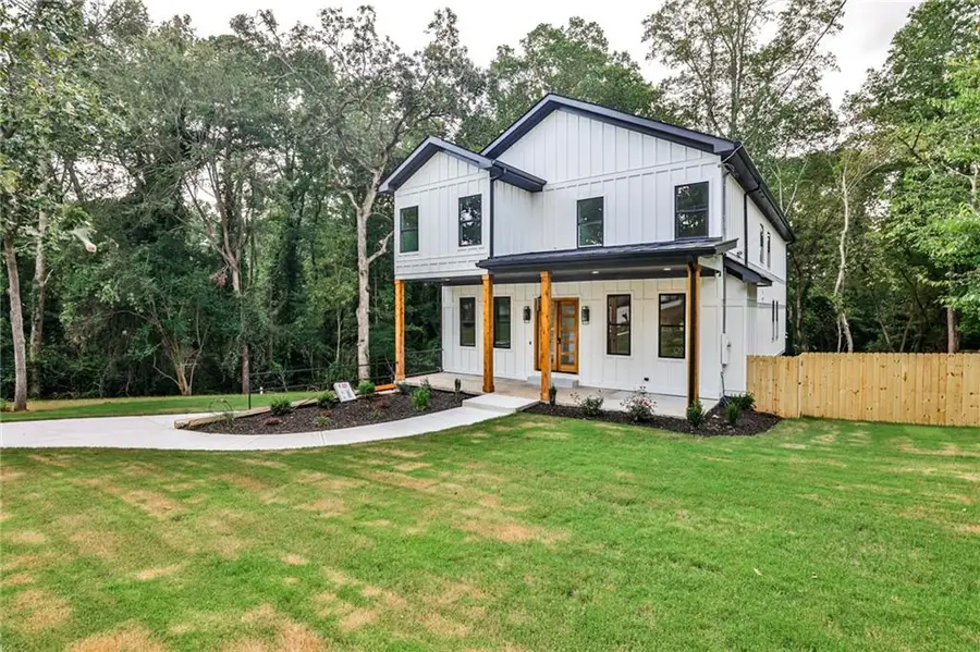 1401 Rupert Rd, Belvedere Park, GA 30188 - #3