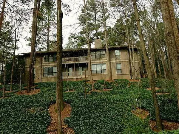 8740 Roswell Road #4A, Atlanta, GA 30350
