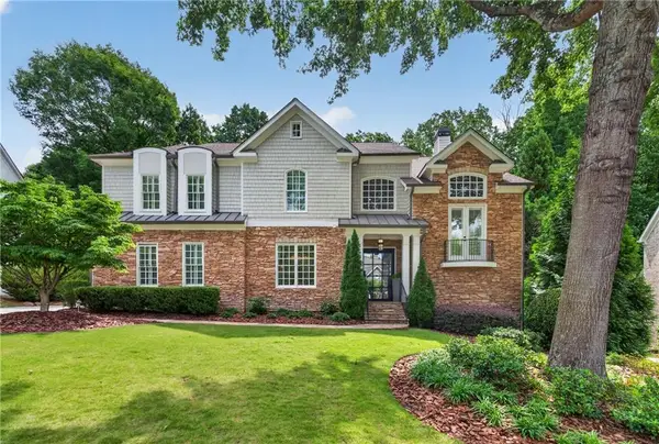 800 Lake Summit Drive, Atlanta, GA 30342
