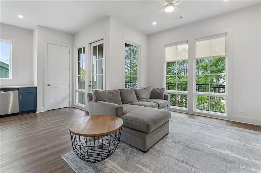 1290 Longreen Terr Nw #2, Atlanta, GA 30318 - #3