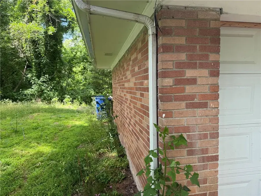 1627 Hasty Place Nw, Atlanta, GA 30318 - #3