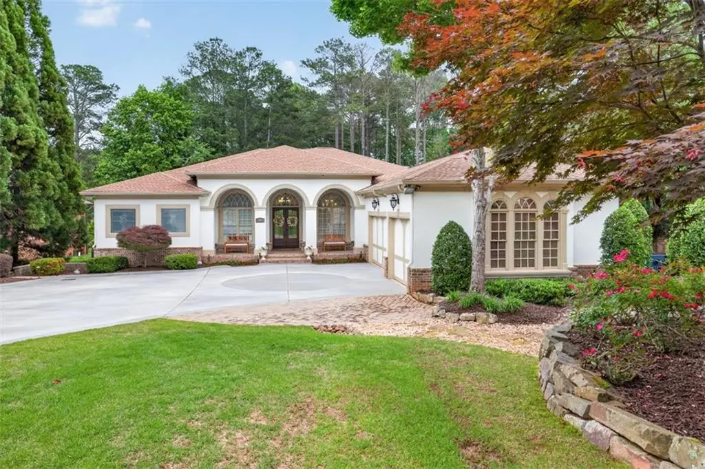 6010 Robbs Drive, Cumming, GA 30041 - #1