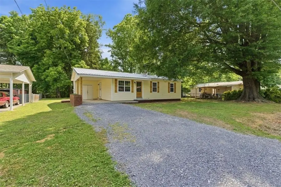 911 Bomar Street, Lafayette, GA 30728 - #3
