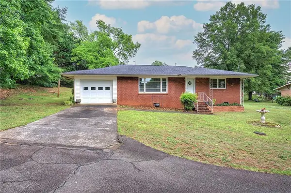 2 Davis Drive, Cartersville, GA 30120