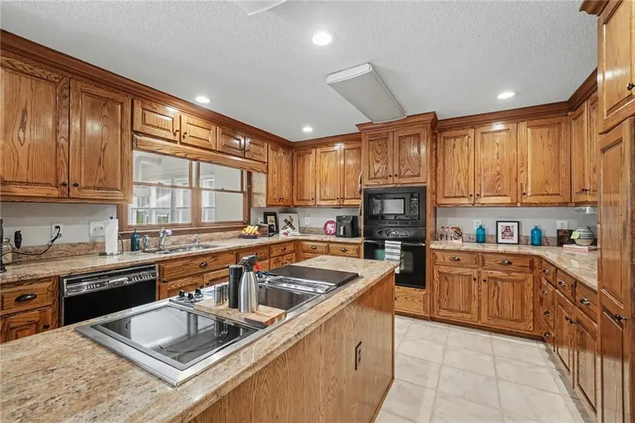1463 Tributary Court Nw, Kennesaw, GA 30144 - #2