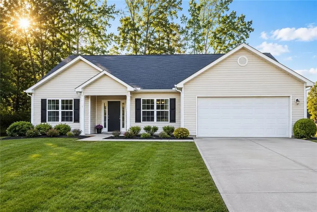 1896 Roxey Lane, Winder, GA 30680 - #1