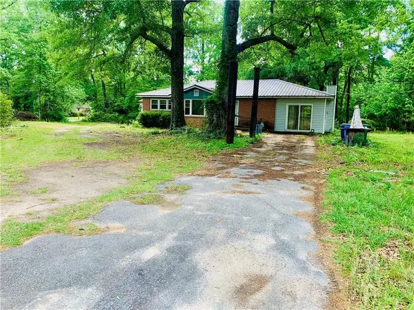 3705 Confederate Drive, Macon, GA 31211