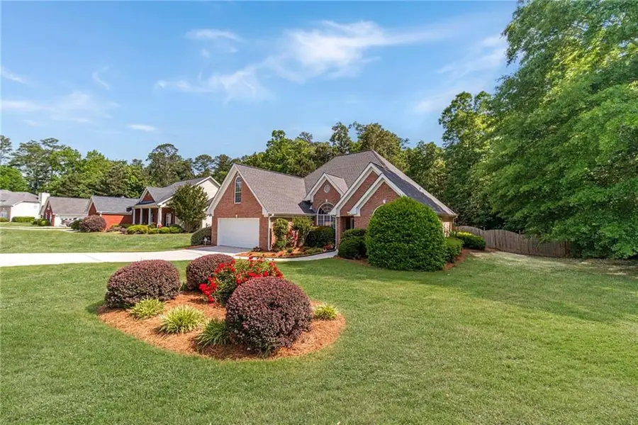 2111 Vintage Oaks Drive, Loganville, GA 30052 - #2
