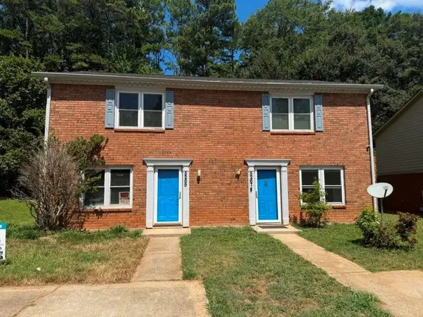 5267 Ridge Forest Drive, Stone Mountain, GA 30083