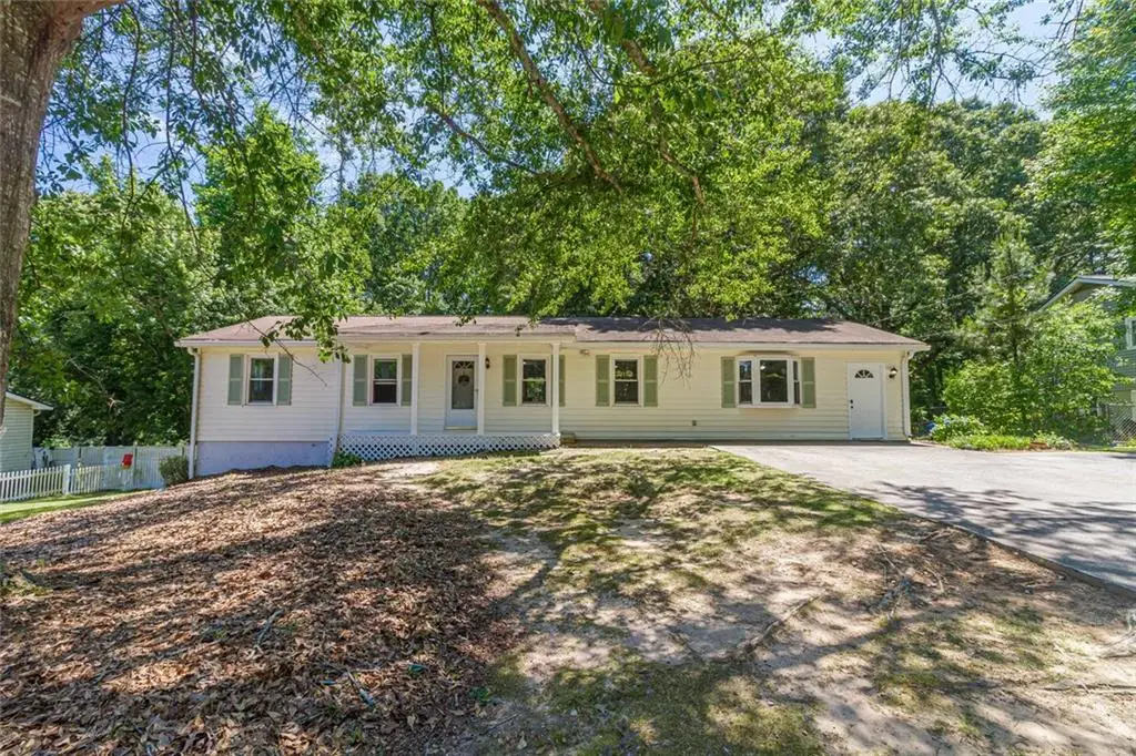 1527 Bennett Road, Grayson, GA 30017 - #1