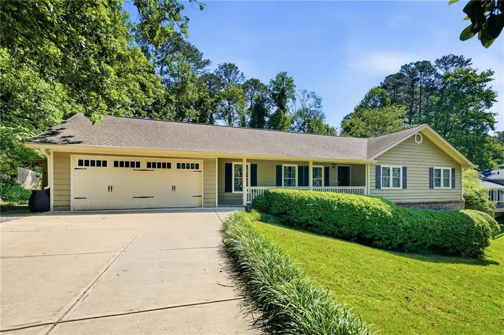4512 Mountain Creek Drive Ne, Roswell, GA 30075 - #1