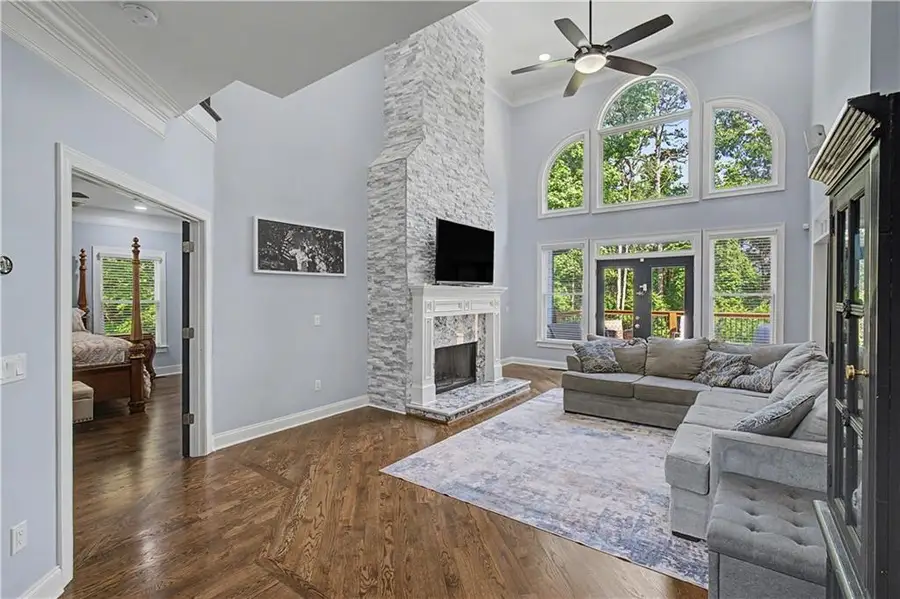 401 The Falls Of Cherokee Drive, Canton, GA 30114 - #3