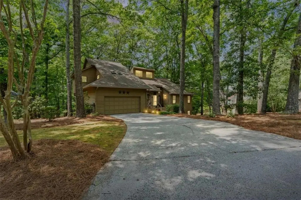 4262 Loch Highland Parkway, Roswell, GA 30075 - #1