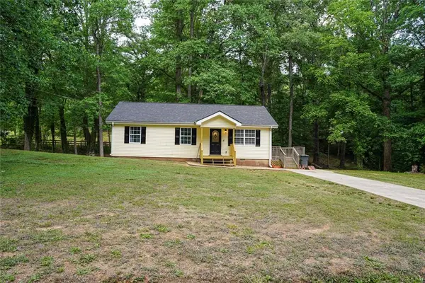 11 Mountainside Drive E, Dawsonville, GA 30534