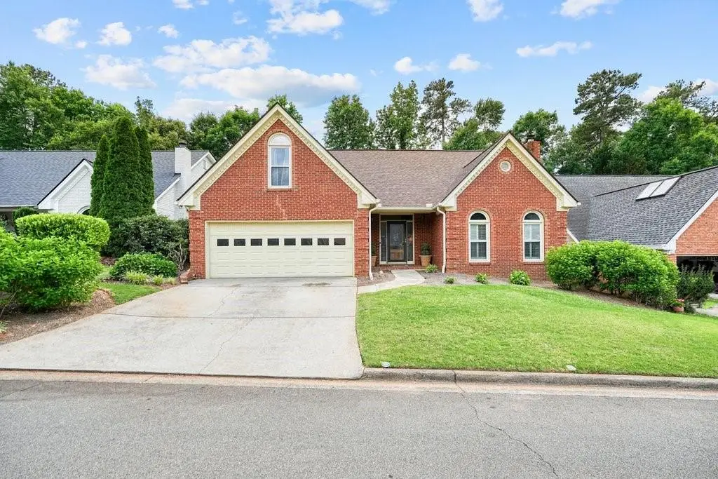300 Shelli Lane, Roswell, GA 30075 - #1