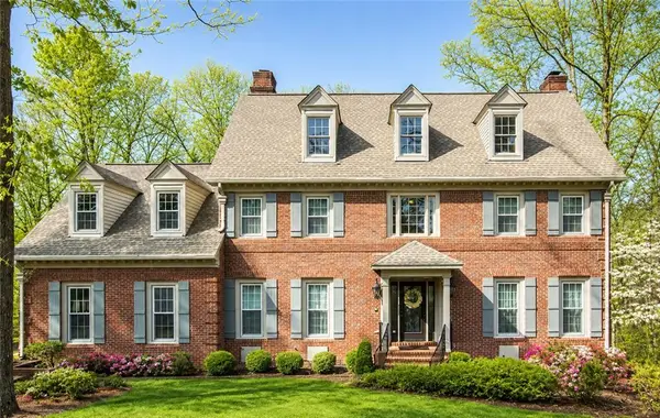 10025 Farmbrook Lane, Johns Creek, GA 30022