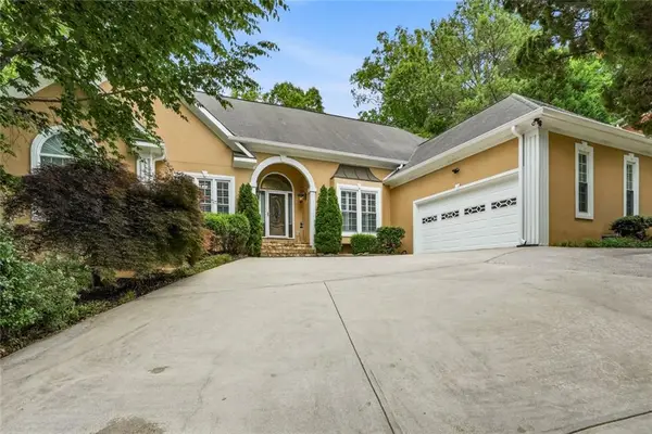 1964 Fields Pond Drive, Marietta, GA 30068