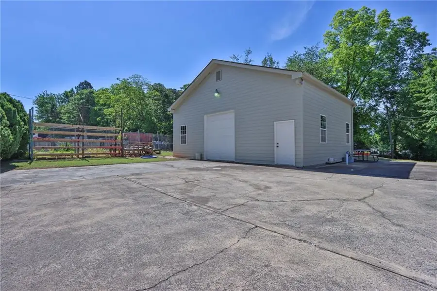 1559 Atlanta Highway Se, Winder, GA 30680 - #3