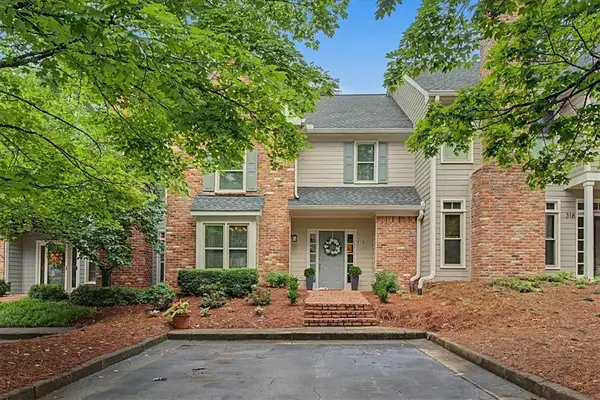 316 River Glen Drive, Roswell, GA 30075