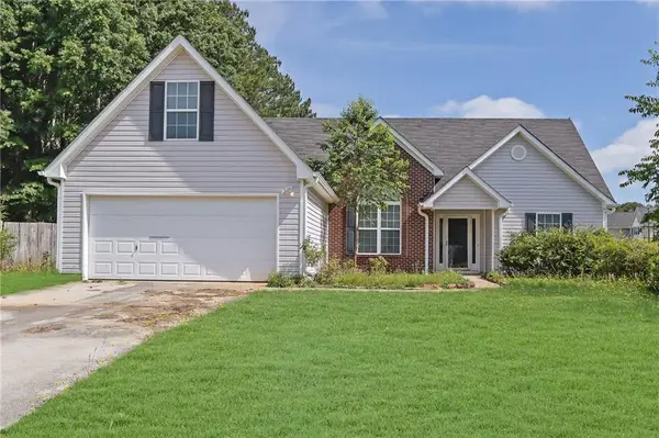 1401 Waterford Court, Loganville, GA 30052
