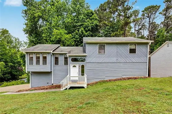 2850 Emerald Lane, Acworth, GA 30102