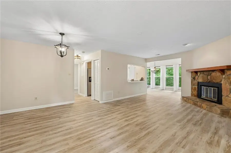 2214 Lake Pointe Circle, Roswell, GA 30075 - #3