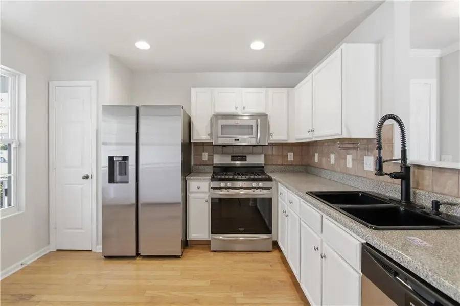 220 Hiawassee Drive, Woodstock, GA 30188 - #2
