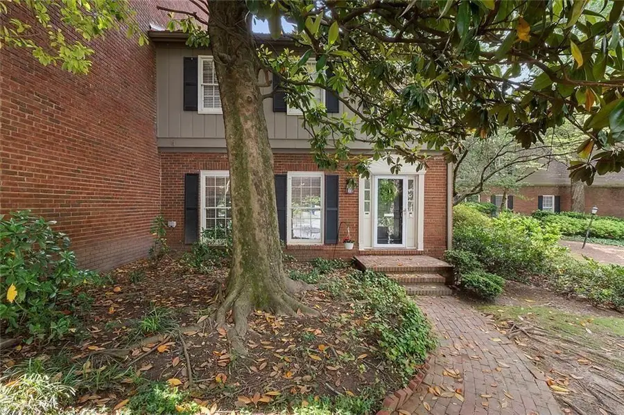 5201 Glenridge Drive Ne, Sandy Springs, GA 30342 - #2