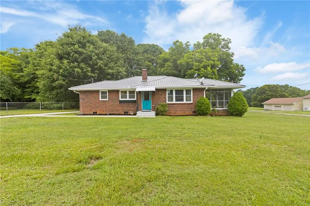 378 Highway 81, Loganville, GA 30054 - #1