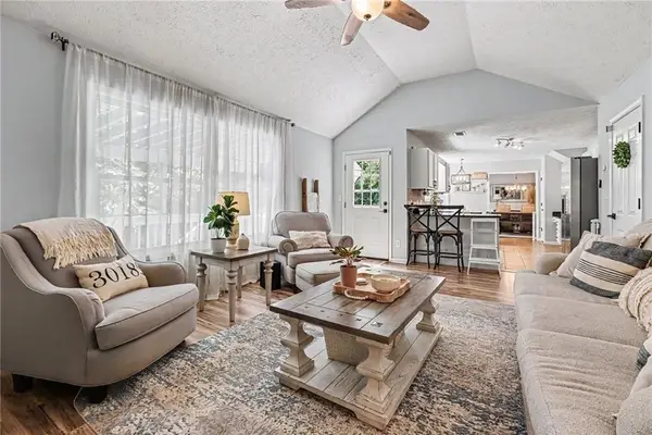 114 Eagle Glen Drive, Woodstock, GA 30189