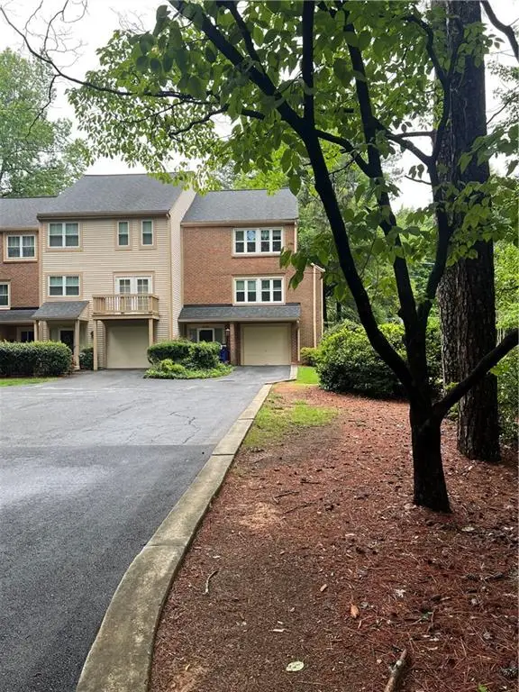 2101 Cobble Lane, Dunwoody, GA 30338 - #2