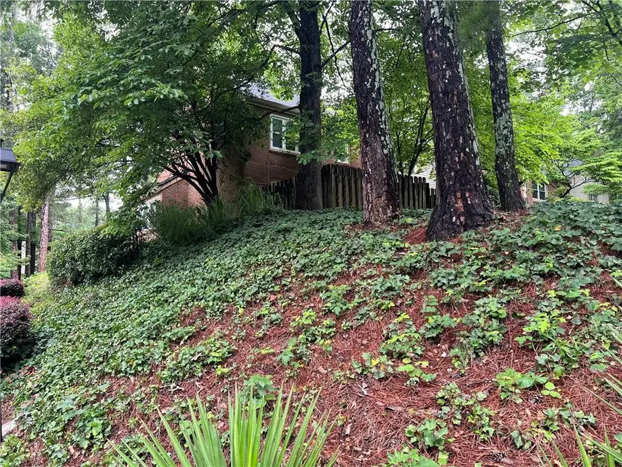 2101 Cobble Lane, Dunwoody, GA 30338 - #3