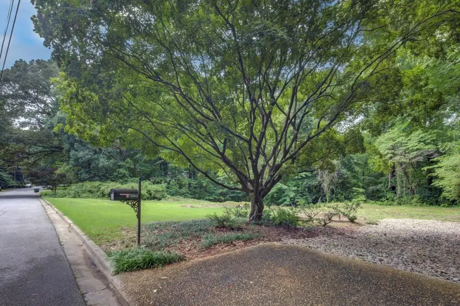 3660 Haddon Hall Road Nw, Atlanta, GA 30327 - #3