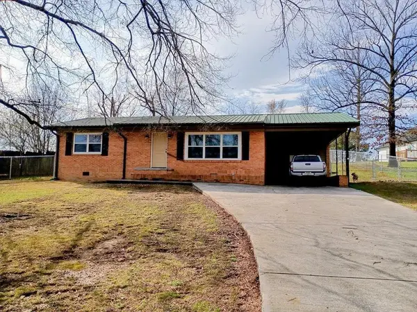 609 S 4th Avenue, Chatsworth, GA 30705