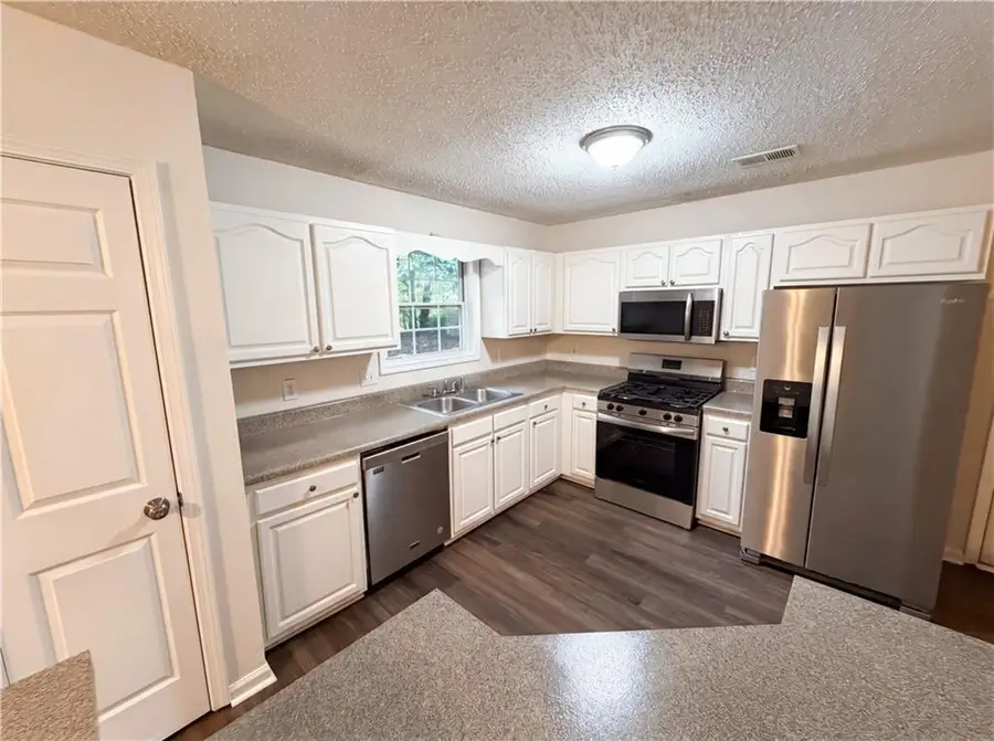 215 Twin Brook Way, Lawrenceville, GA 30043 - #2