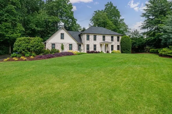 425 Millbrook Trace, Marietta, GA 30068