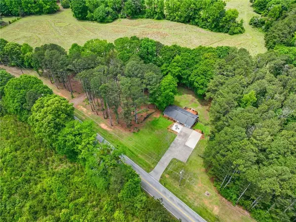 3198 E Fairview Road, Mcdonough, GA 30252