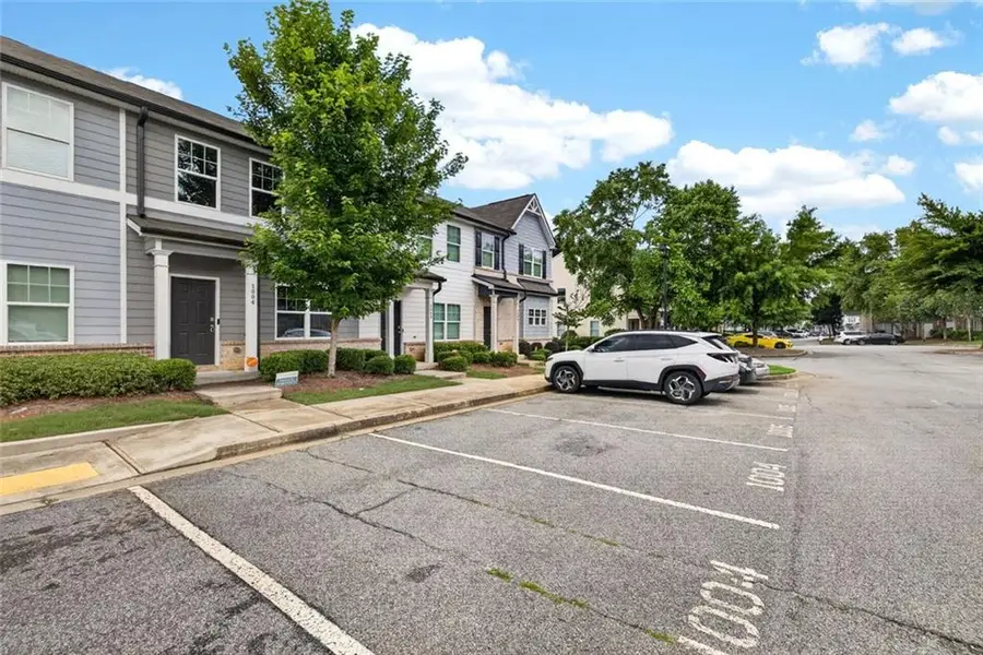 585 Mcwilliams Road Se #1004, Atlanta, GA 30315 - #2