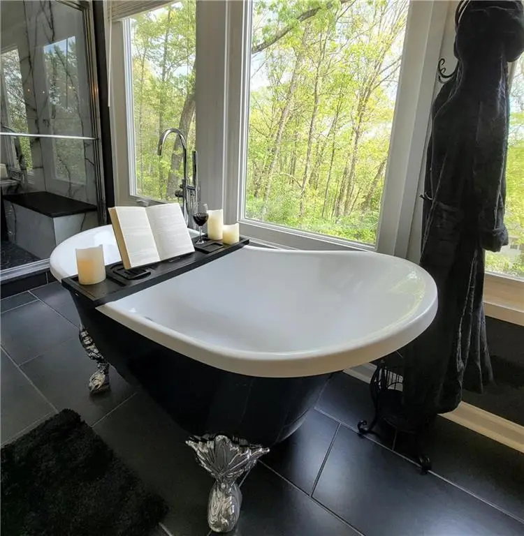 225 Nacoochee Drive, Woodstock, GA 30188 - #2