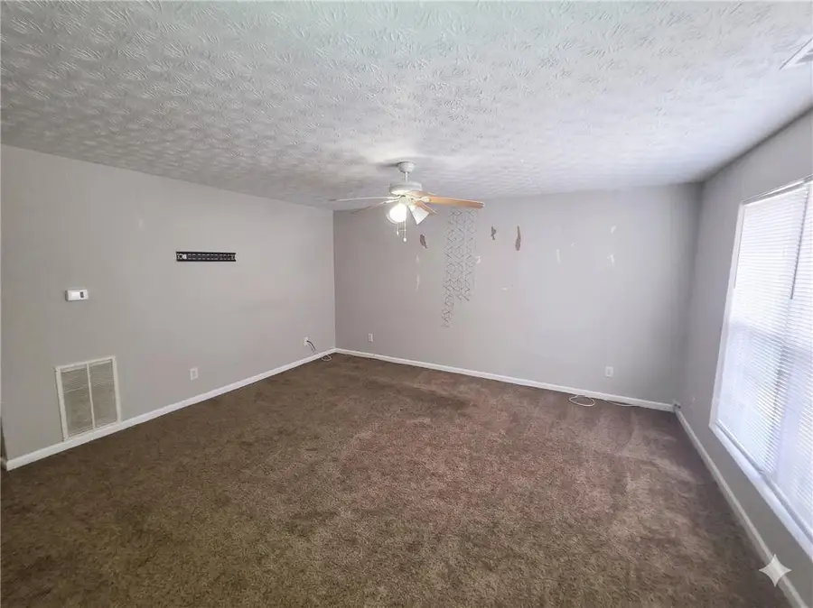 5737 Strathmoor Manor Circle, Lithonia, GA 30058 - #3