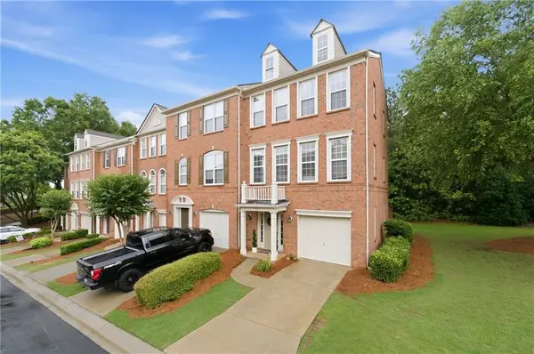 4011 Edgecomb Drive, Roswell, GA 30075