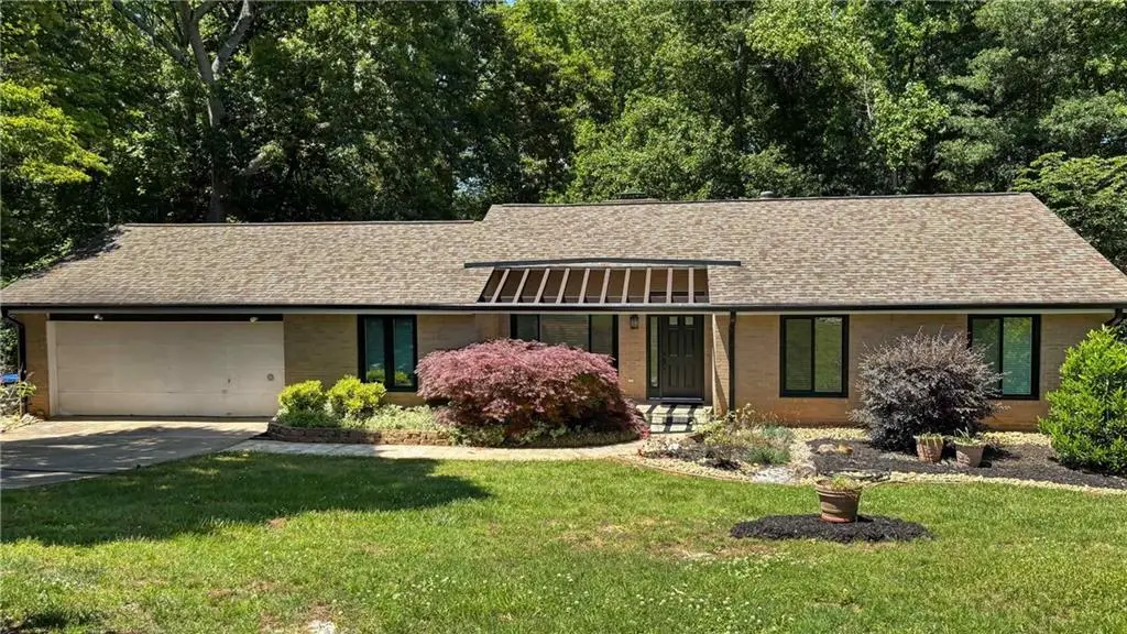 310 Saddle Creek Circle, Roswell, GA 30076 - #1