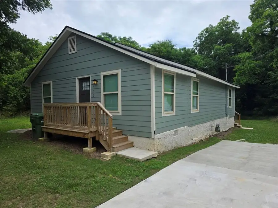 722 Lacy Street, Monroe, GA 30655 - #2