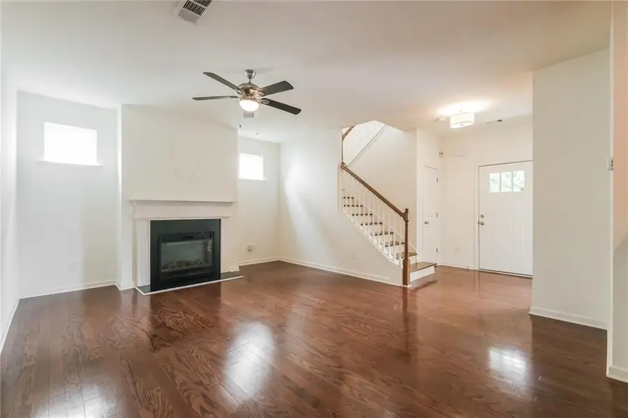 592 Lofty Lane Sw, Atlanta, GA 30331 - #2