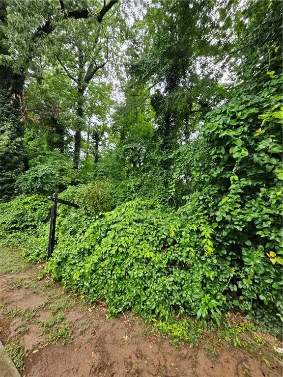 3048 Flat Shoals Road, Decatur, GA 30034