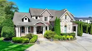 1375 Tree Lane, Snellville, GA 30078