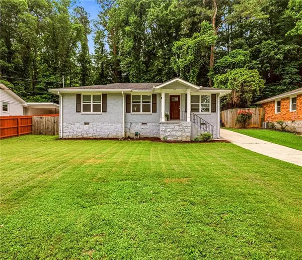 892 Scott Circle, Decatur, GA 30033