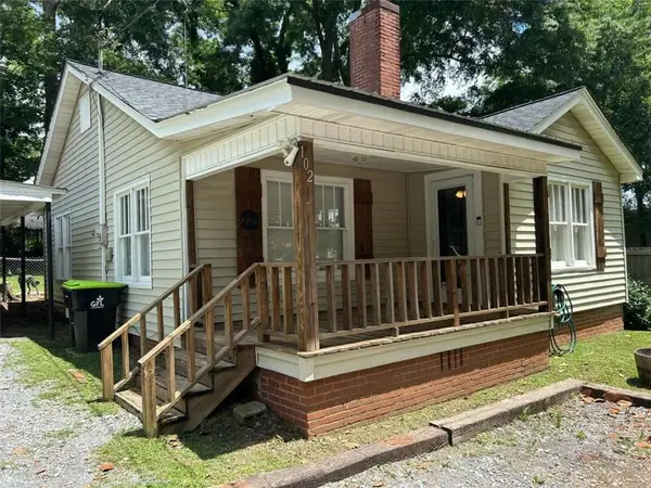 102 W Fairmount Avenue W, Cedartown, GA 30125