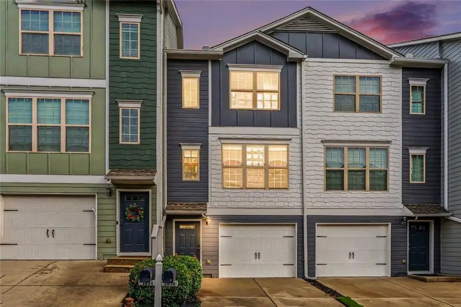 3030 NW Liberty Way Nw, Atlanta, GA 30318 - #3